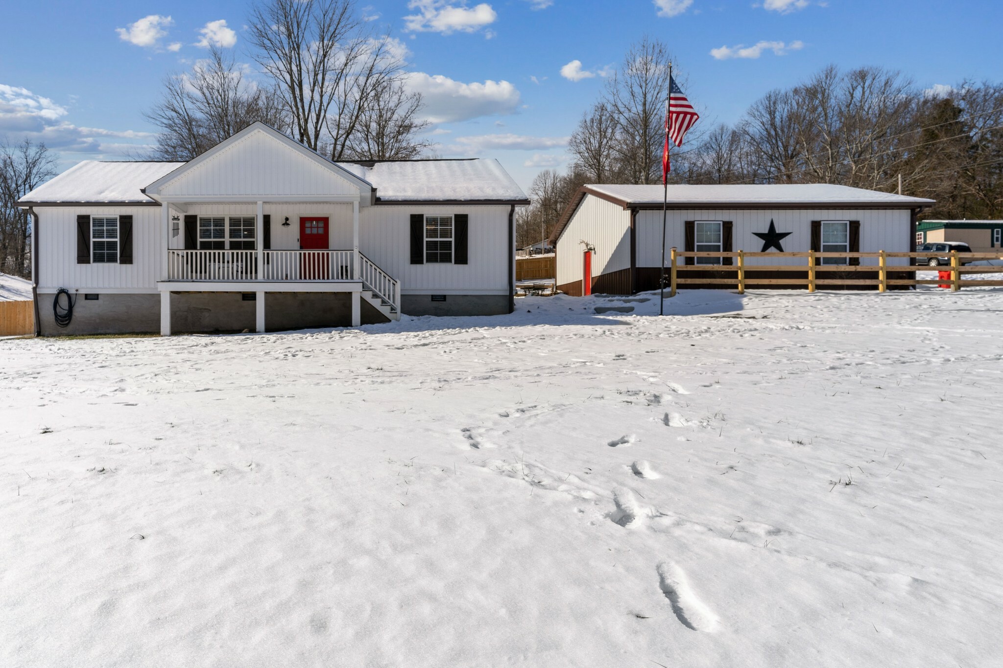 Property Photo:  15 Raccoon Rd  TN 37186 