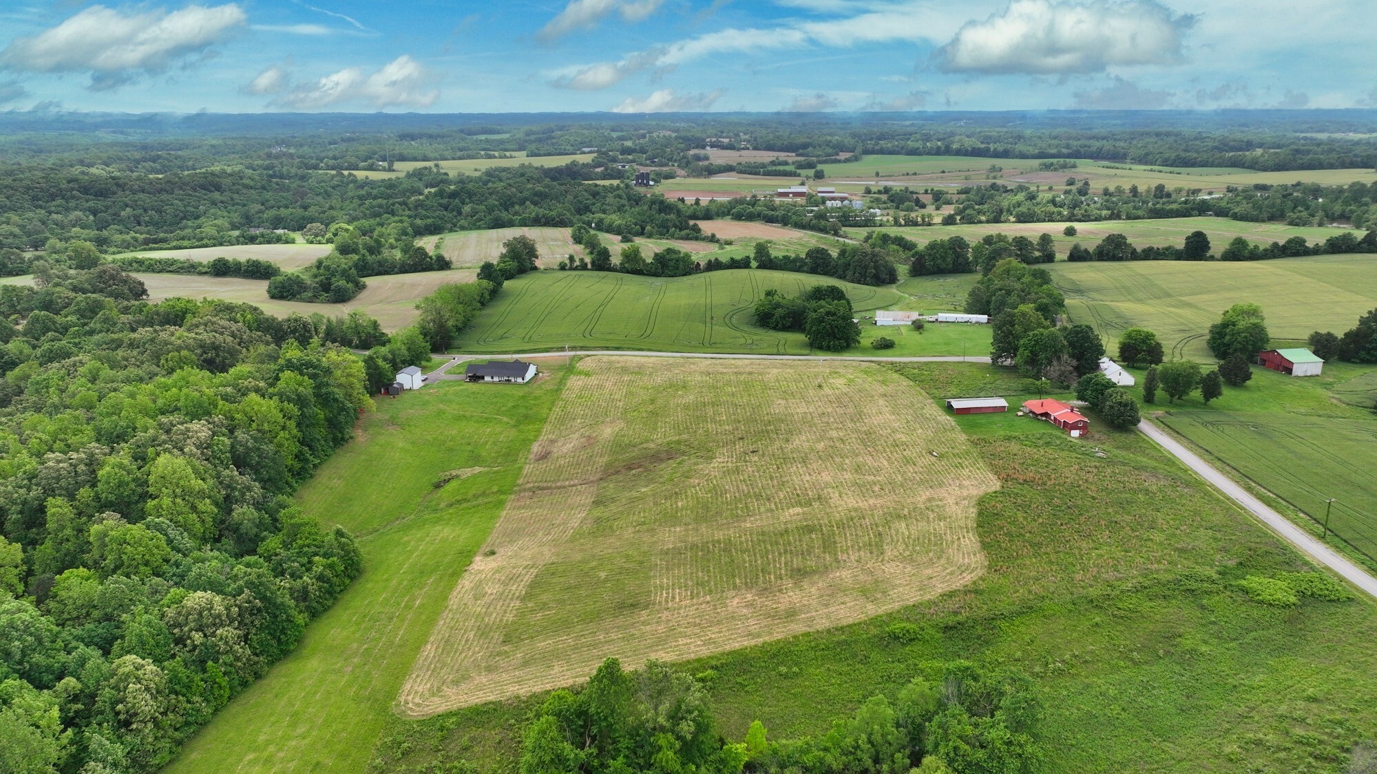 Property Photo:  192 Nubia Rd  TN 37186 