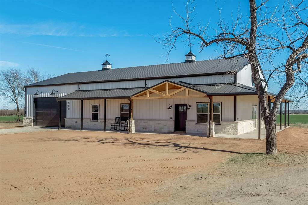 Property Photo: 650 Sedalia Road TX 75495