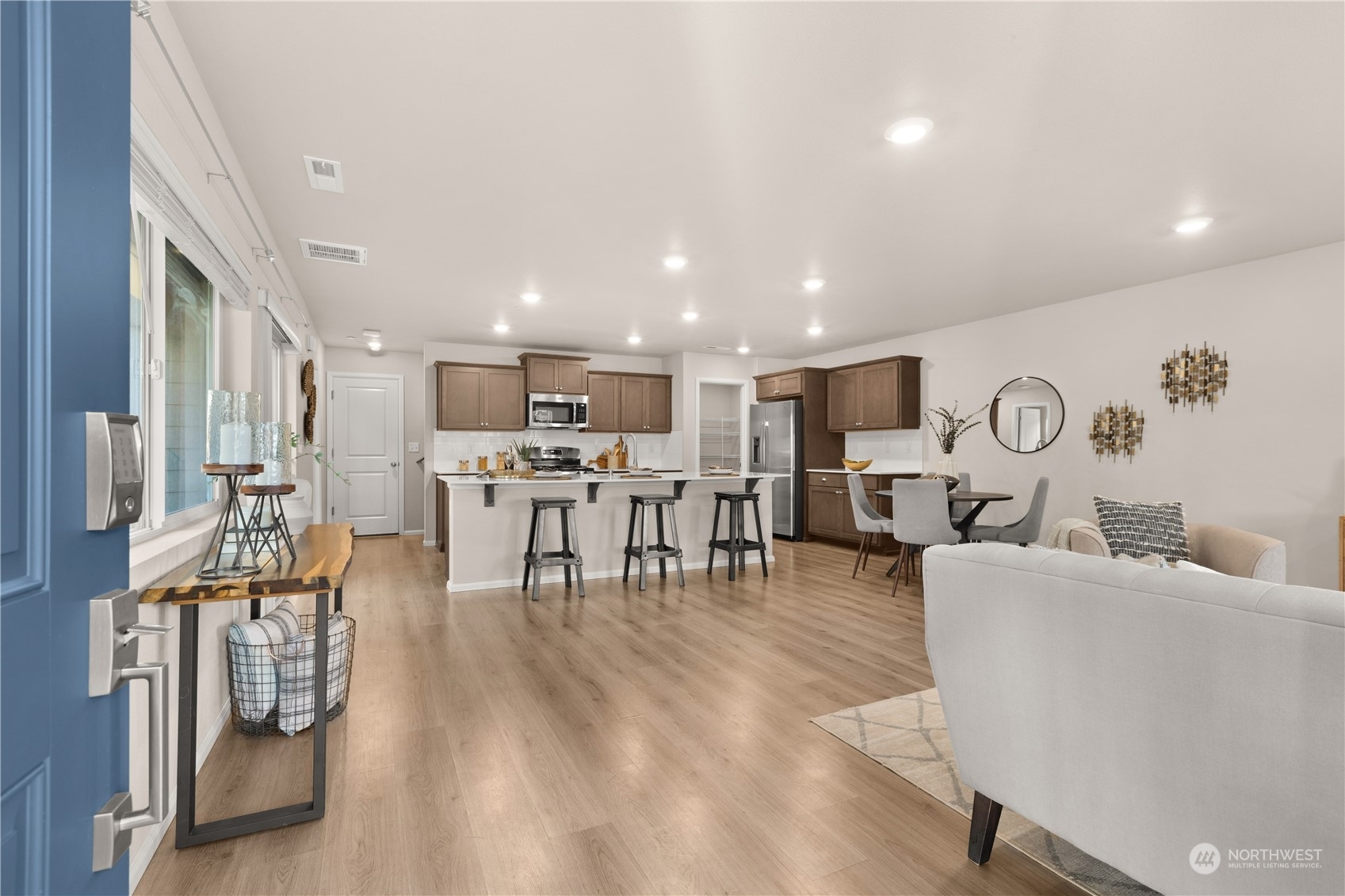 Property Photo: 1116 Swan Loop WA 98327