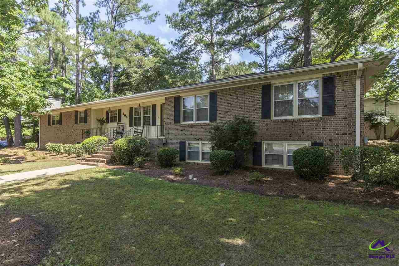 Property Photo:  306 Kirkwood Circle  GA 31088 