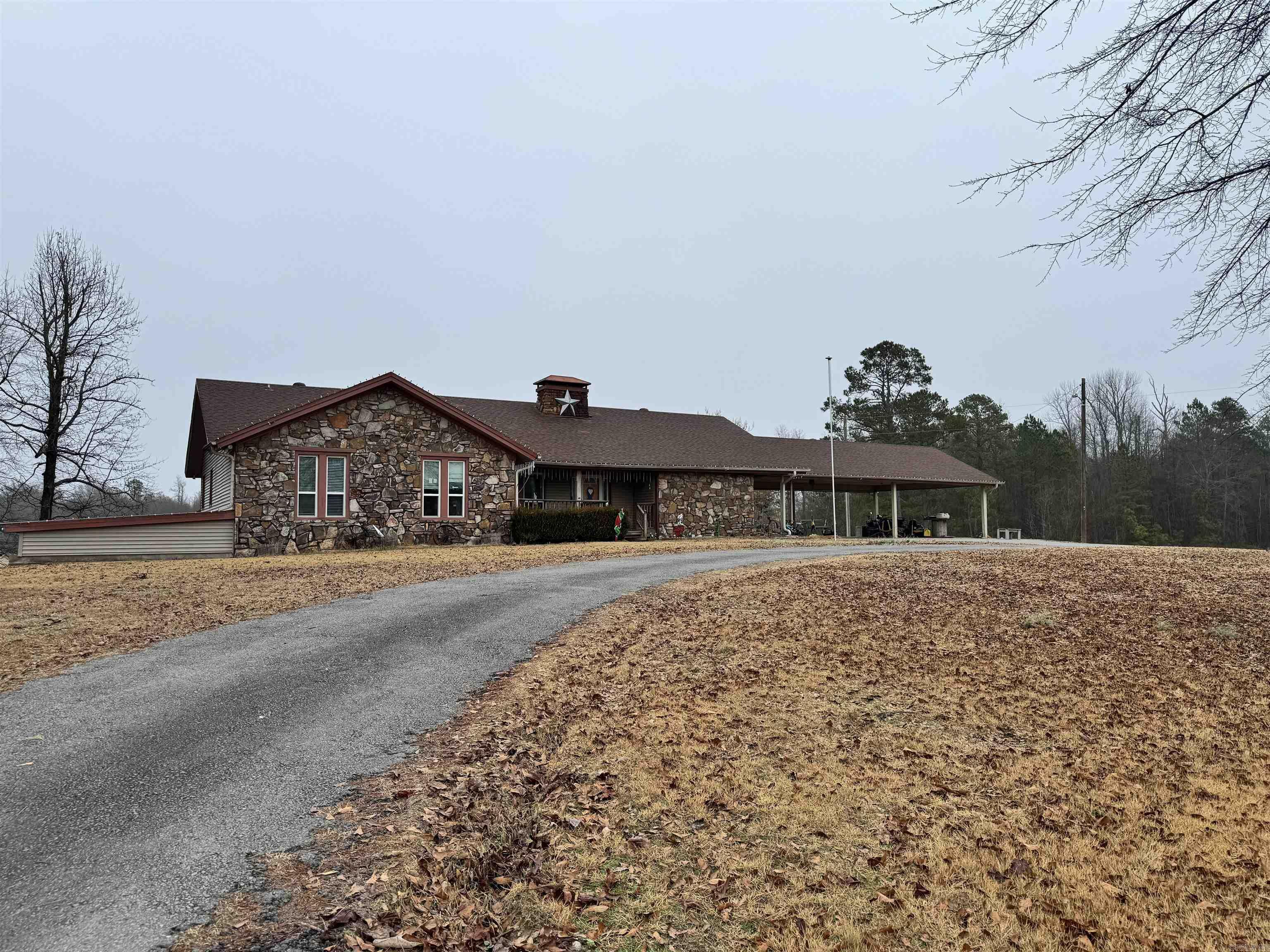 Property Photo:  9057 E Fairview Road  AR 72065 