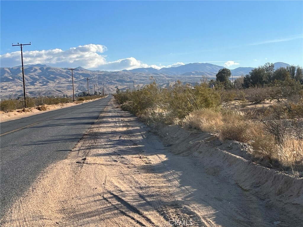 Property Photo:  0 Milpas 8.83 Ac Road  CA 92308 