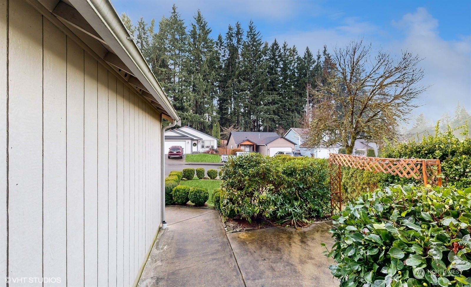 Property Photo:  3012 Applehill Court NE  WA 98506 