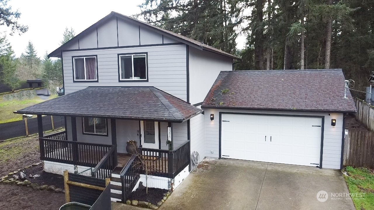 Property Photo:  13847 Horsefall Avenue SE  WA 98576 