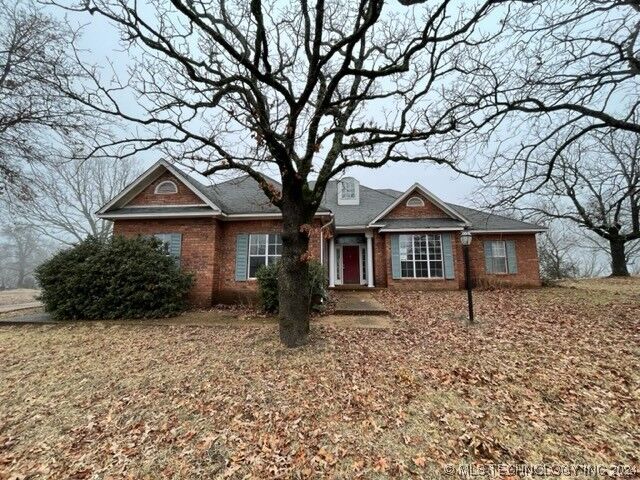 Property Photo: 467531 E 1107 Road OK 74936