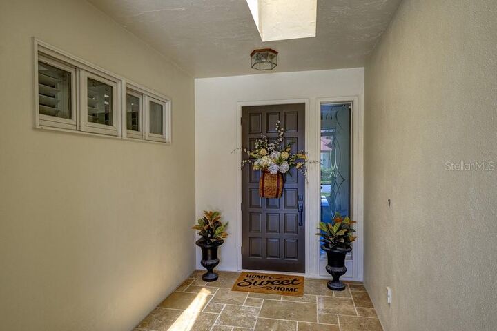 Property Photo:  7350 Villa D Este Drive  FL 34238 