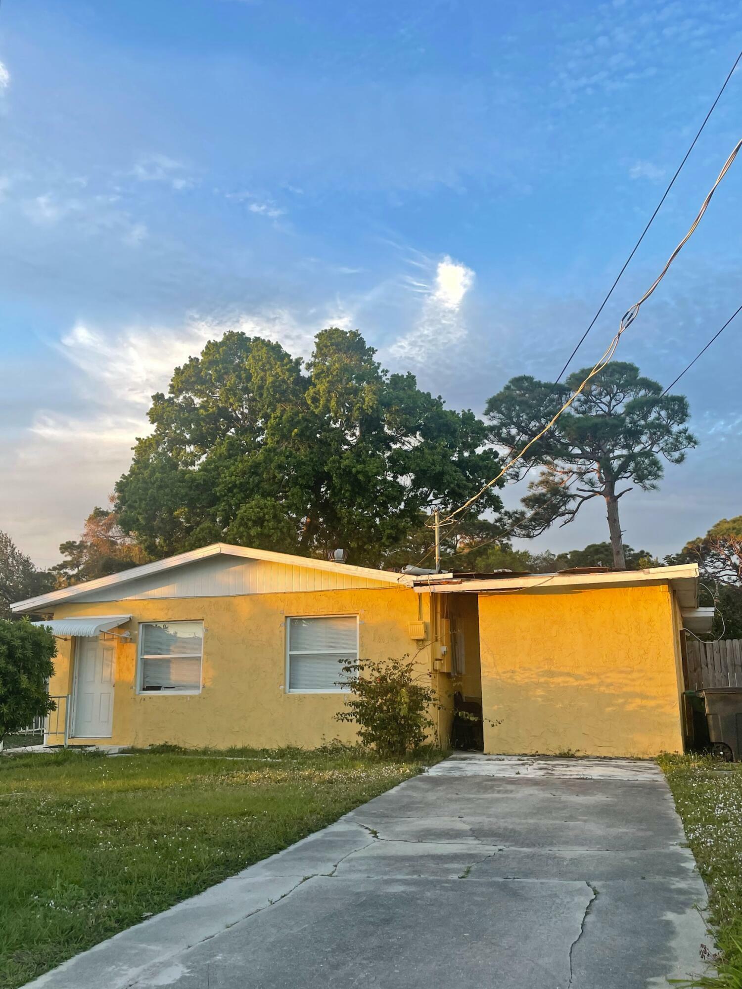 948 Kanner Drive  Fort Pierce FL 34982 photo