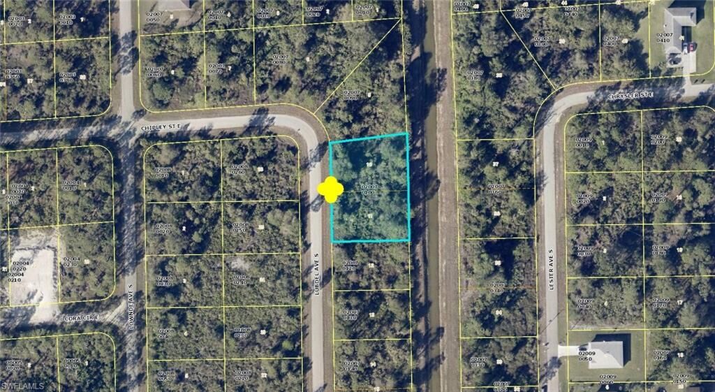 Property Photo: 311 Lubdel Ave S FL 33974