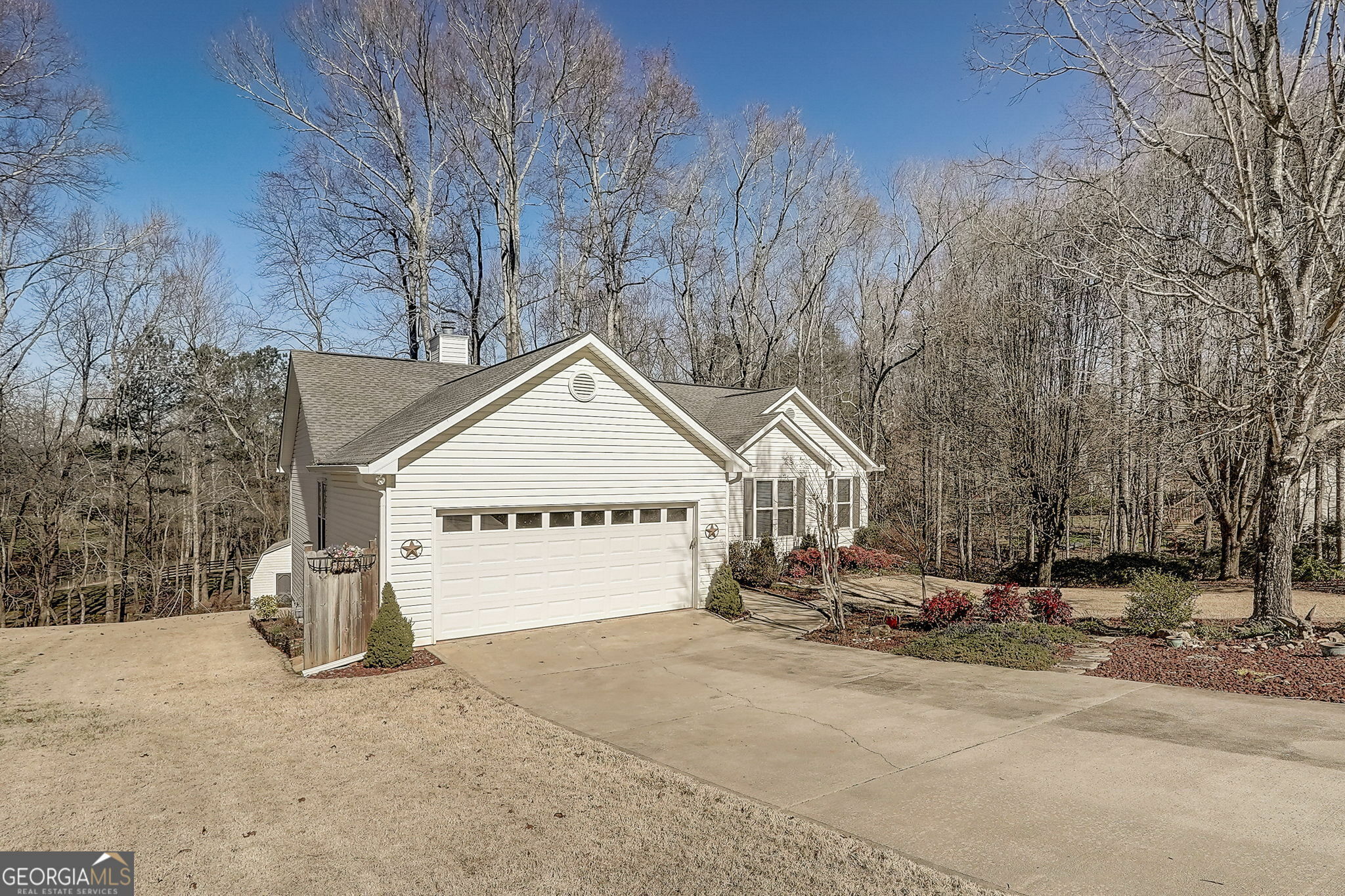 Property Photo: 6310 Countryland Drive GA 30534