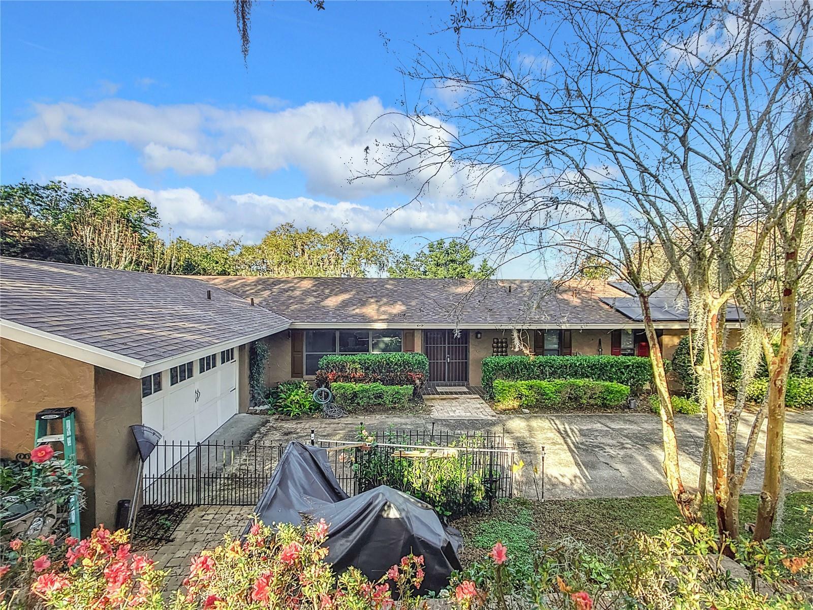 Property Photo:  41405 Silver Drive  FL 32784 