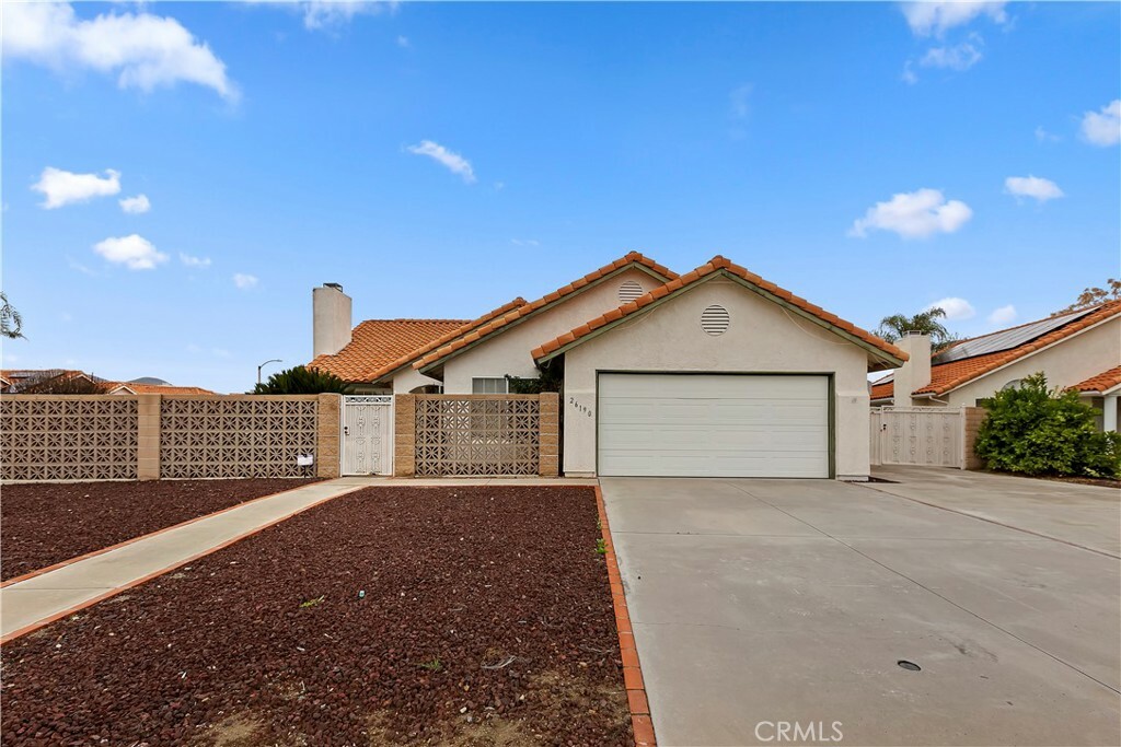 Property Photo:  26190 Moonbeam Circle  CA 92586 