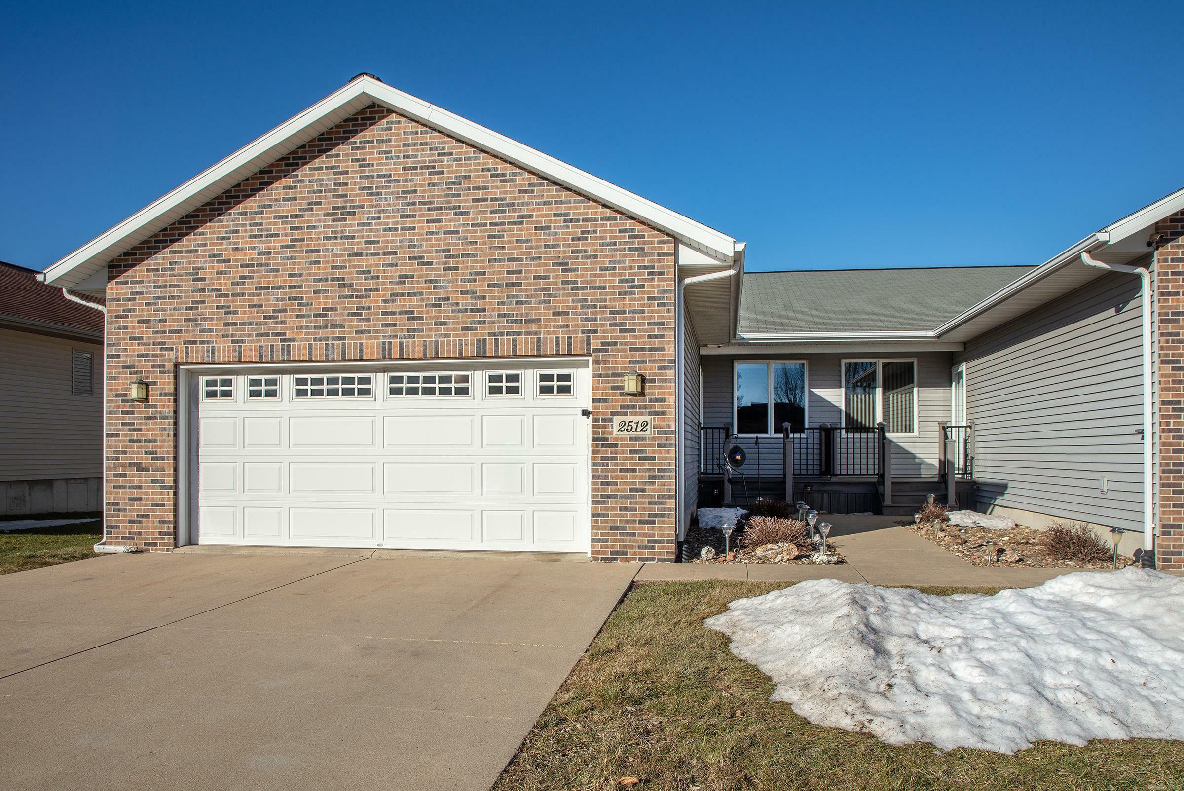 Property Photo:  2512 Park 3rd  Ave NW  IA 50677 