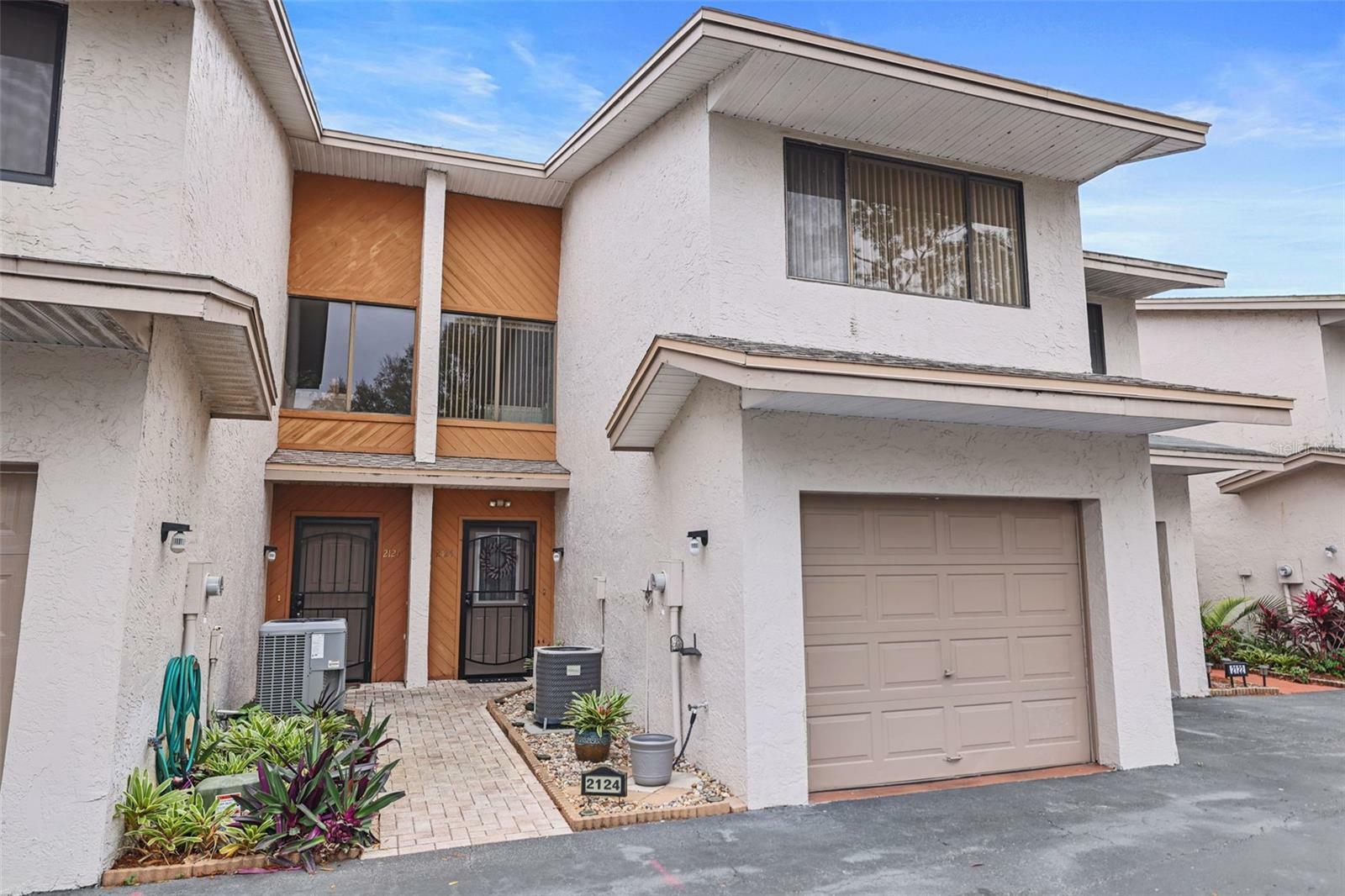 Property Photo:  2124 Tarpon Landings Drive  FL 34688 