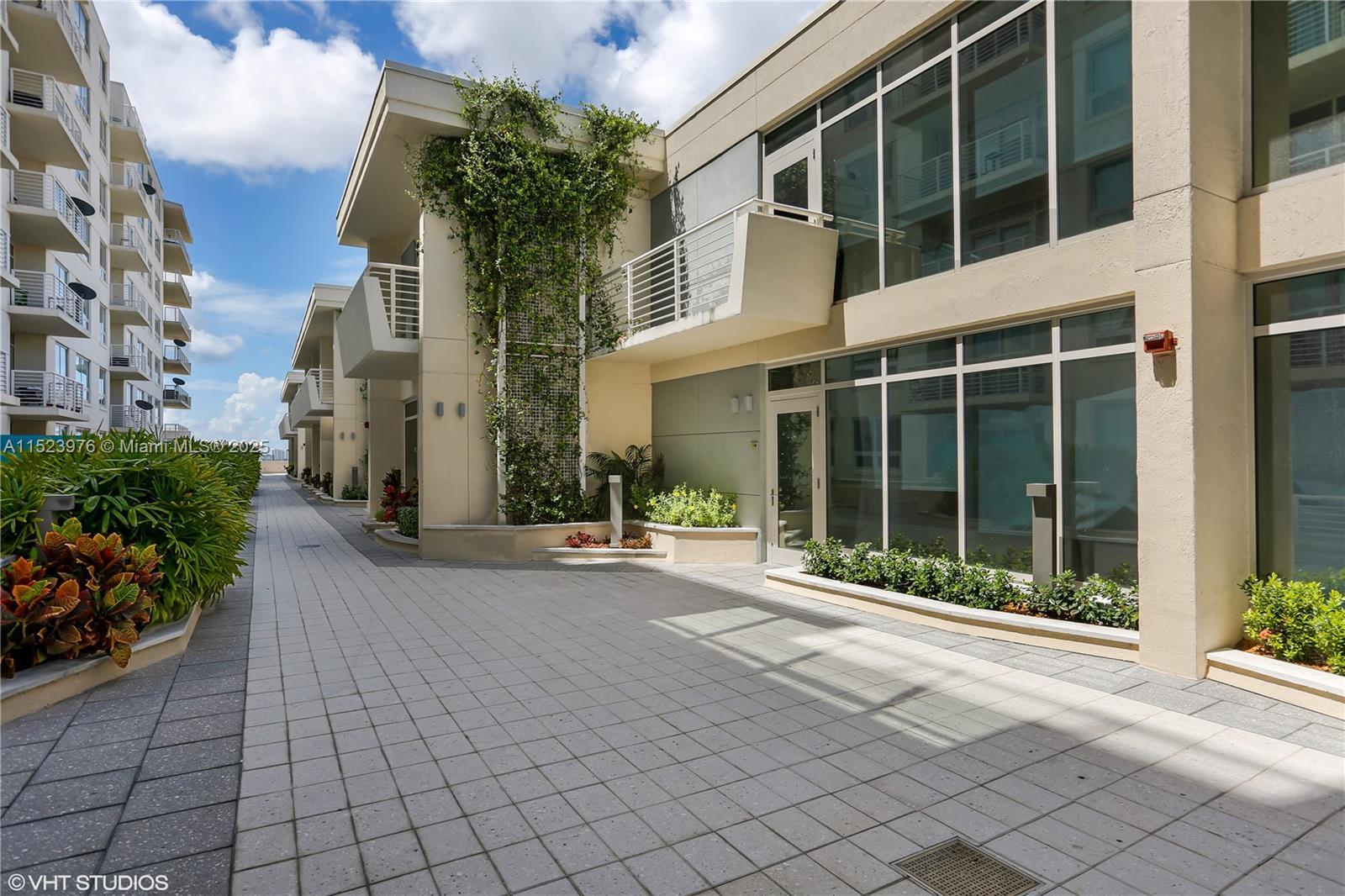 Property Photo: 3250 NE 1st Ave 545 FL 33137