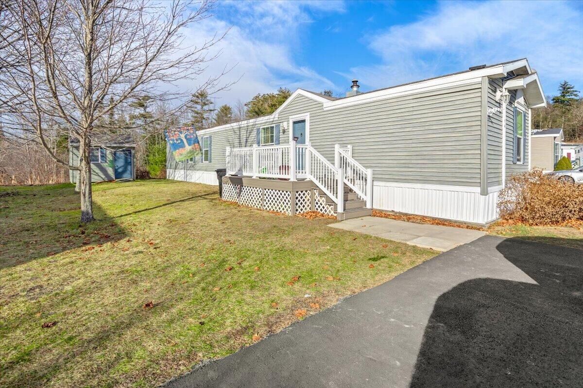 Property Photo: 14 Fox Run Drive ME 04240