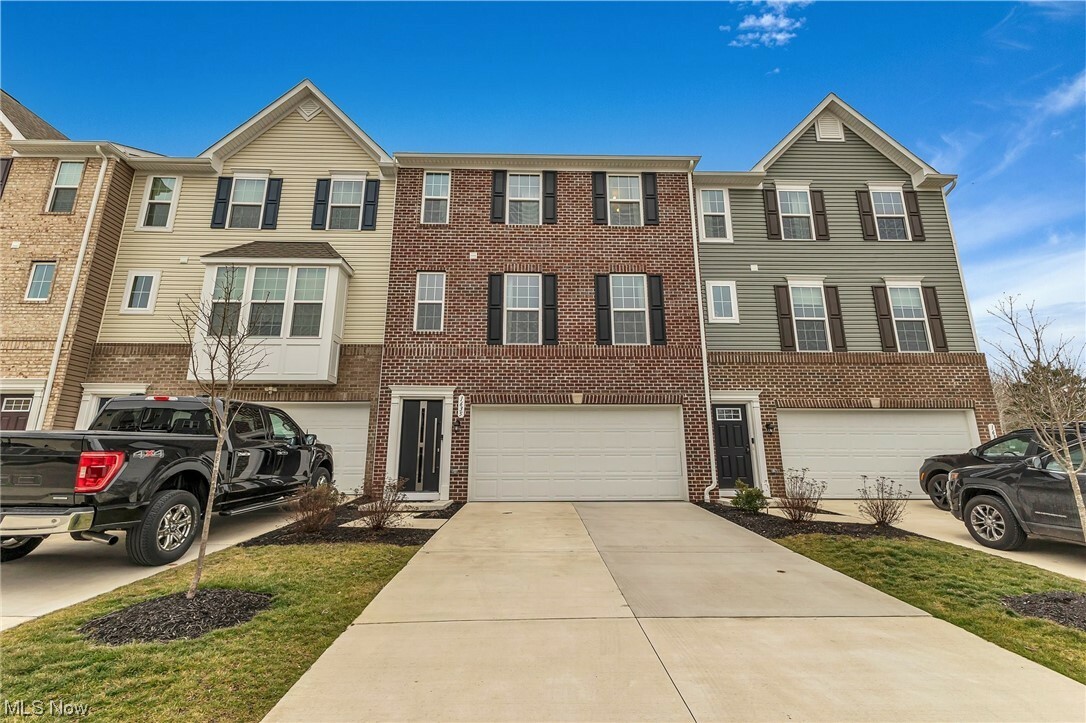 Property Photo: 1635 S Eckert Lane OH 44313