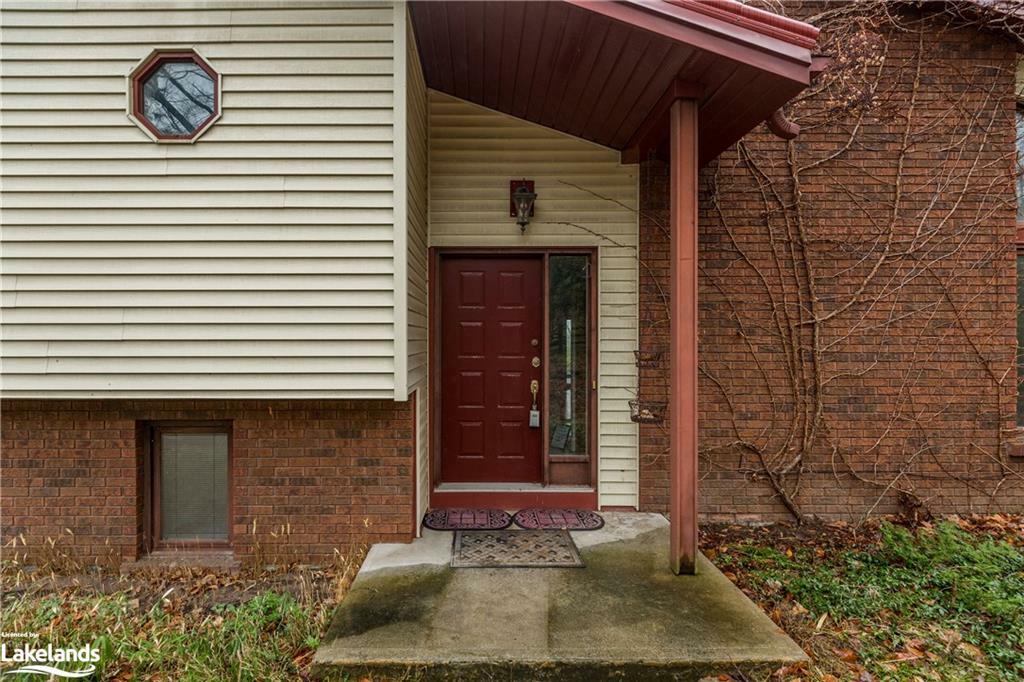 Property Photo:  2695 Old Barrie Road E  ON L3V 0K3 