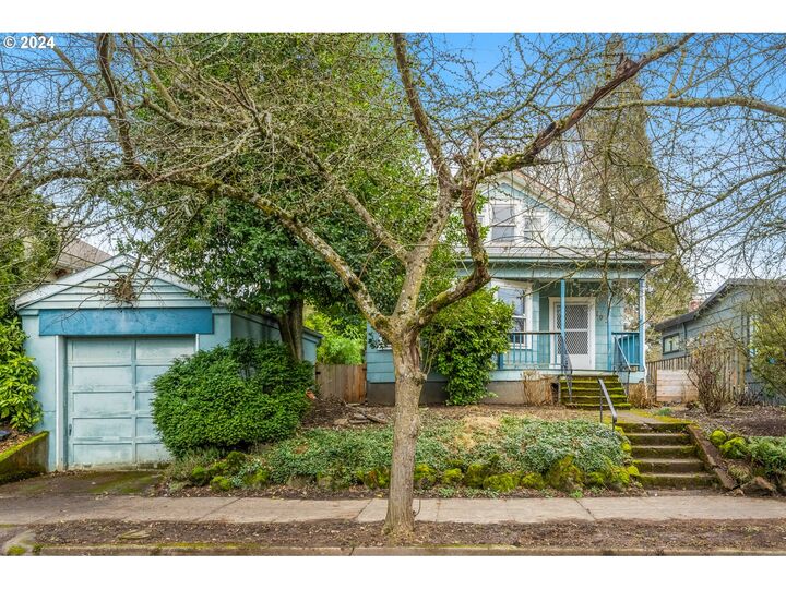 2 bed Portland home for sale 2020 SE 34th Ave, Portland, OR 97214
