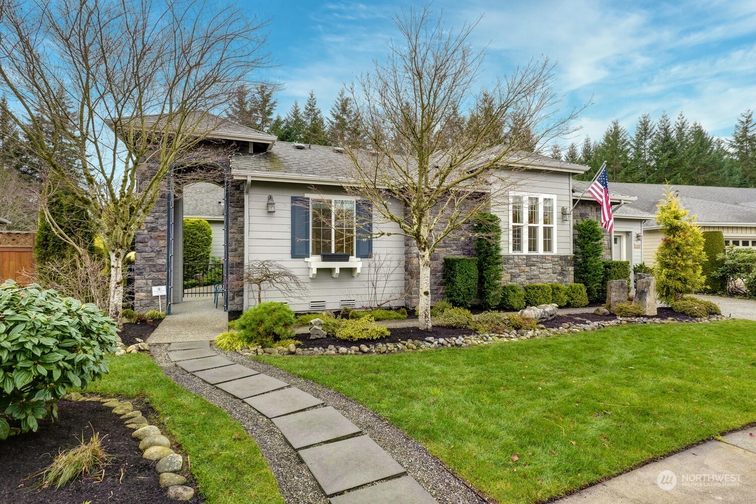 Property Photo:  13685 Morgan Drive NE  WA 98053 