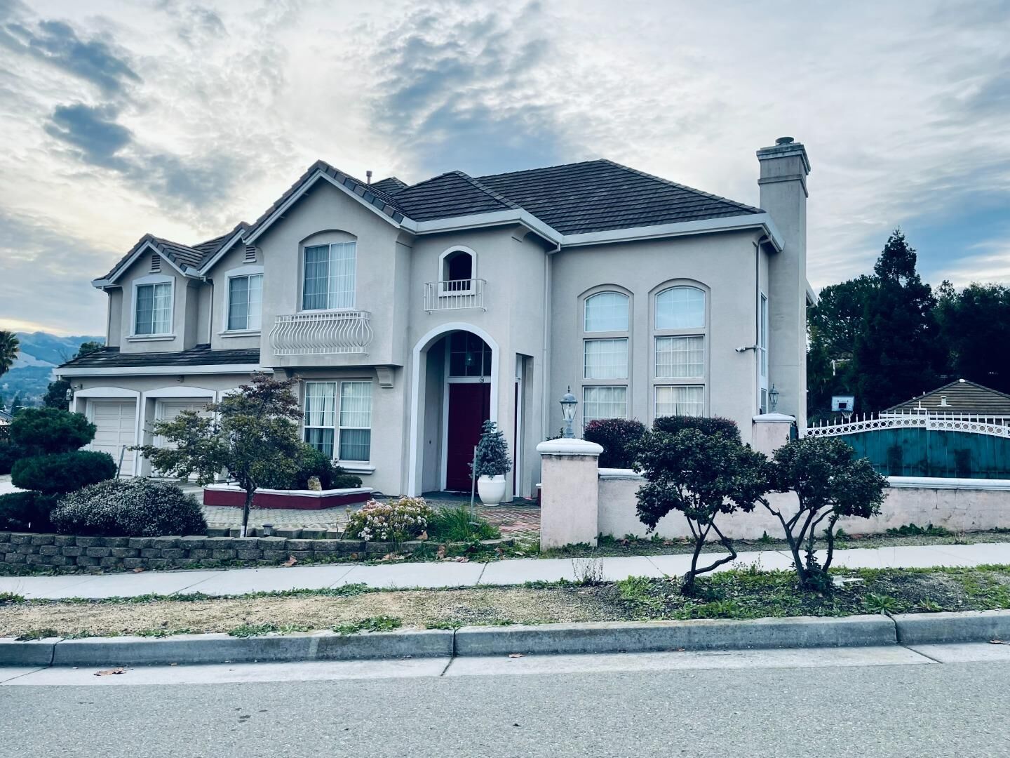Property Photo: 2180 Wynfair Ridge Way CA 95138
