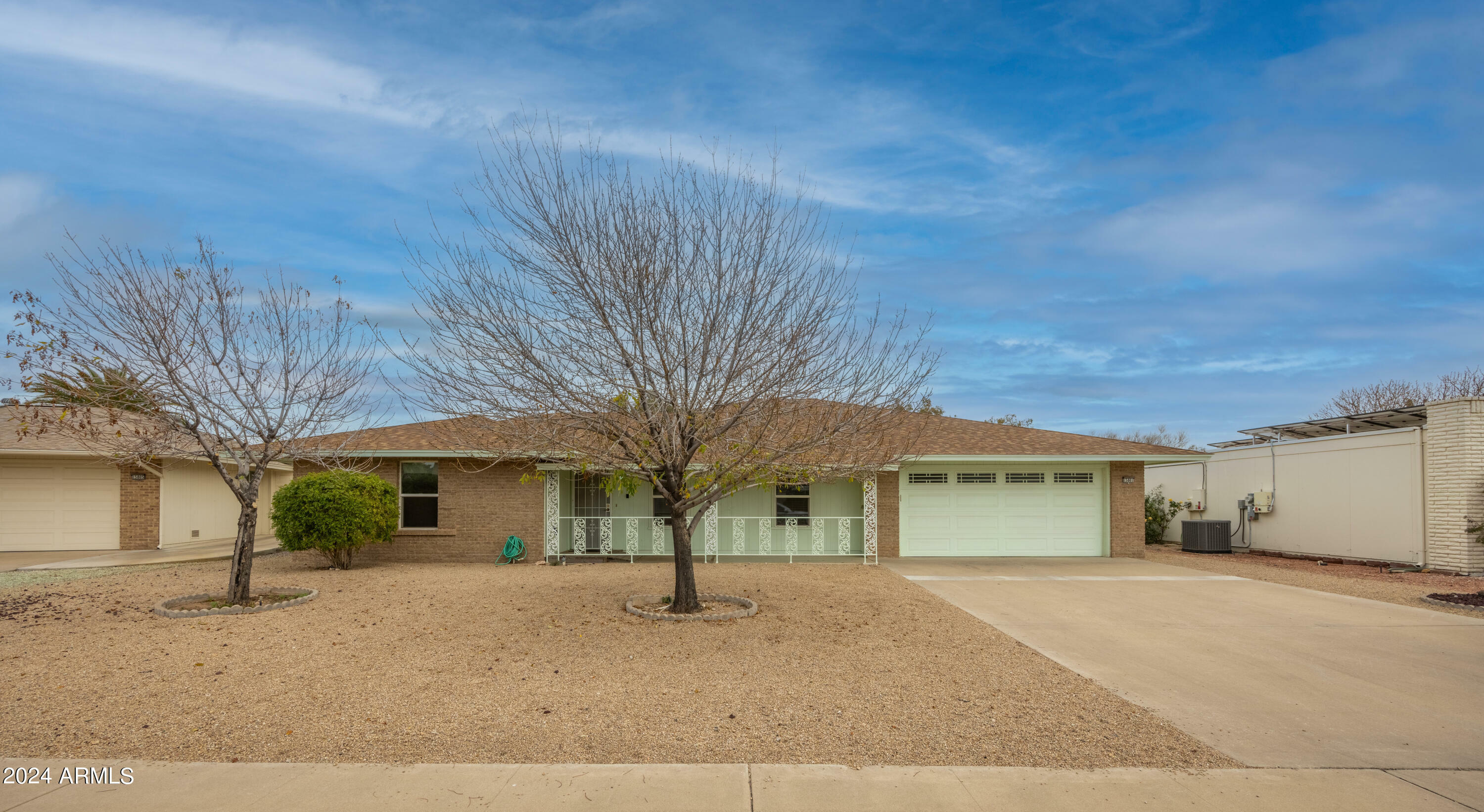 Property Photo: 15801 N Meadow Park Drive AZ 85351