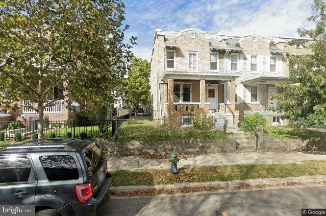 Property Photo: 627 Quebec Place NW DC 20010