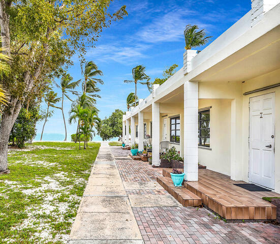 Property Photo:  75131 Overseas Highway  FL 33036 