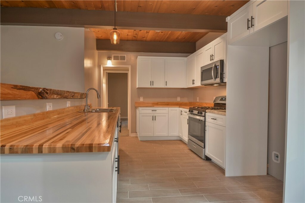 Property Photo:  32334 Fern Drive  CA 92382 