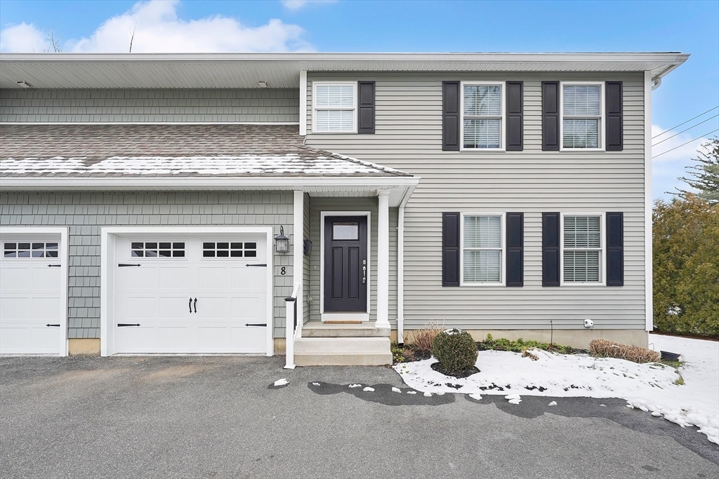 Property Photo: 8-10 Begley St 8 MA 01001