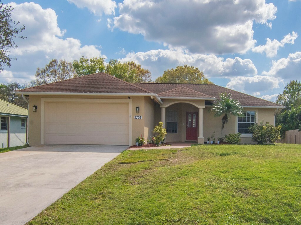 Property Photo:  7103 Hibiscus Road  FL 34951 