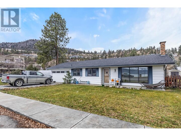 House for sale in Peachland 4194 Beach Avenue, Peachland, BC V0H 1X6