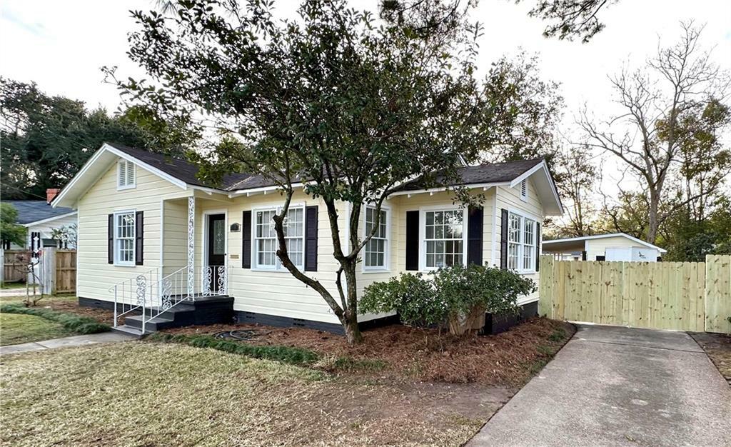 Property Photo:  118 Chartres Avenue  AL 36606 