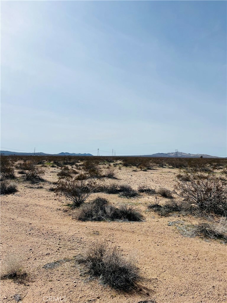 Property Photo:  4652320 Navajo Road  CA 92342 