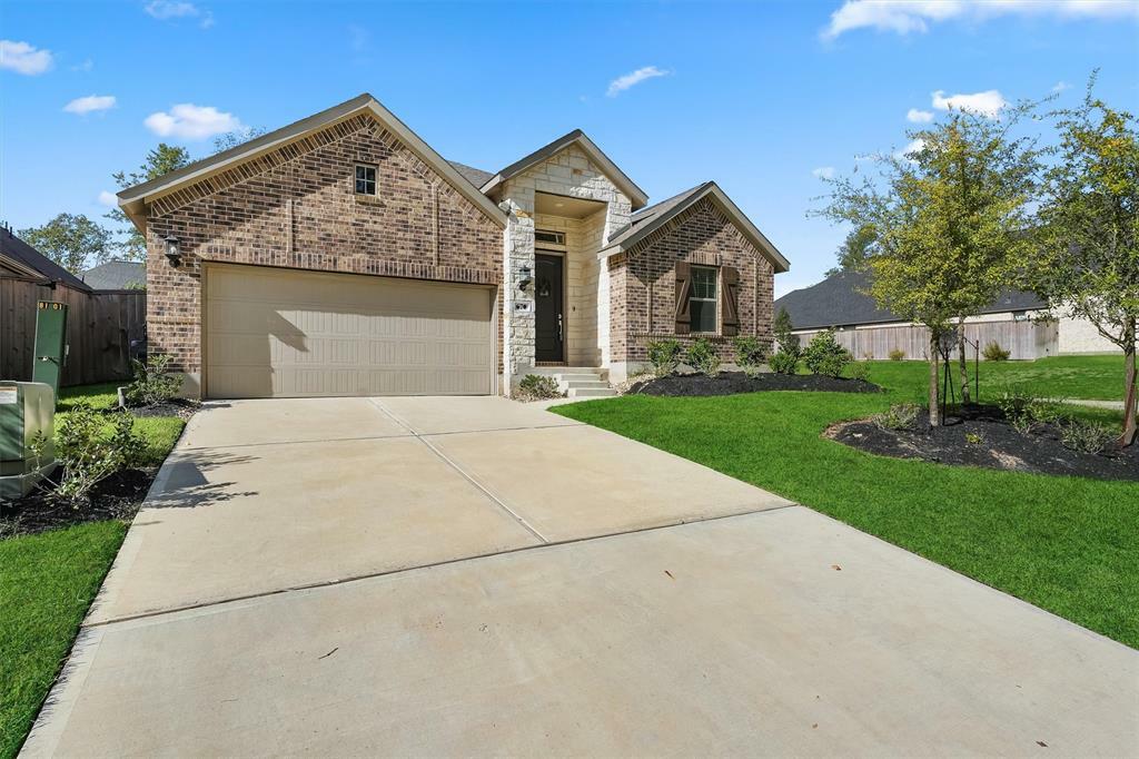 Property Photo:  670 W Cascade Heights Dr  TX 77316 