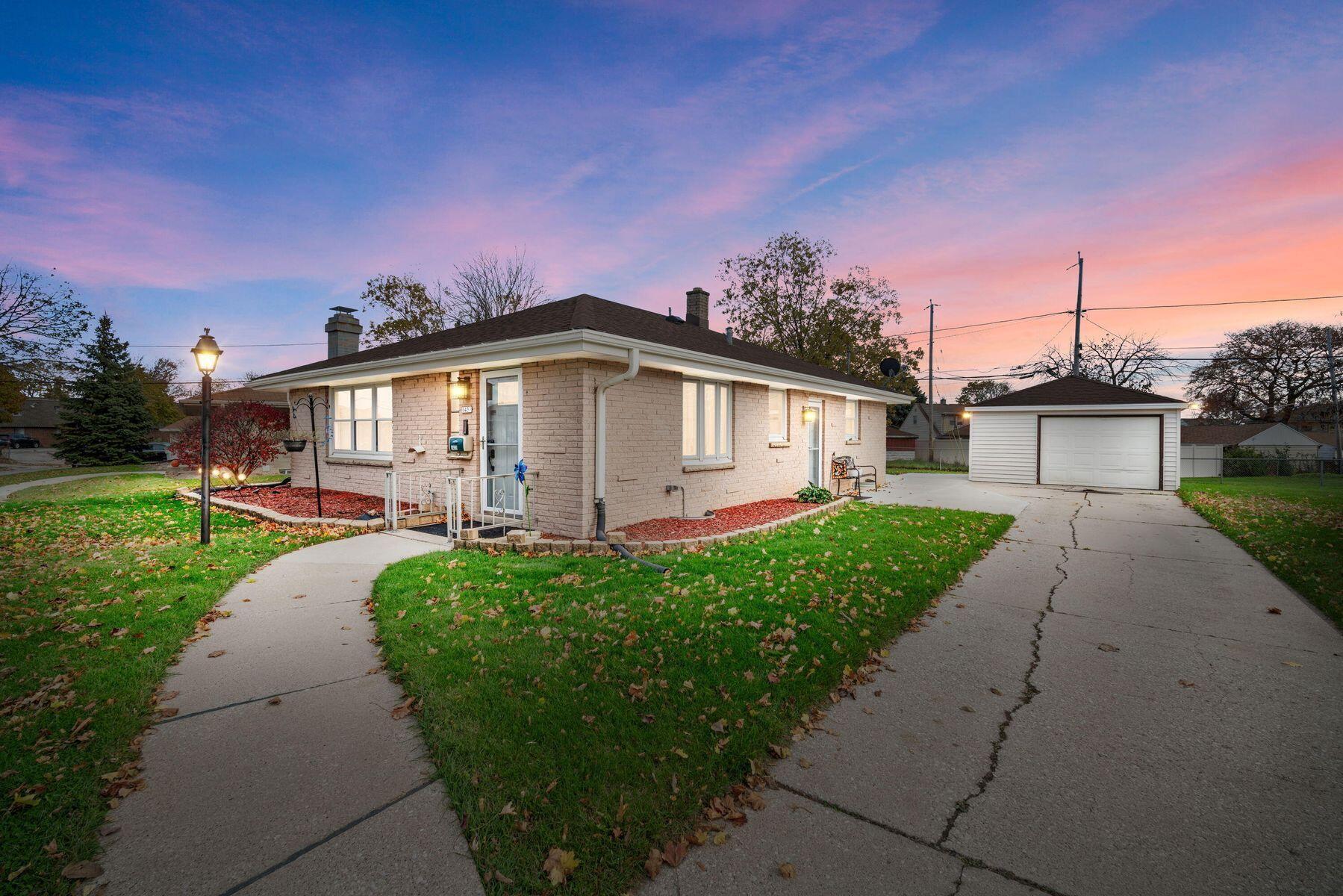 Property Photo: 1437 W Foster Ave WI 53221