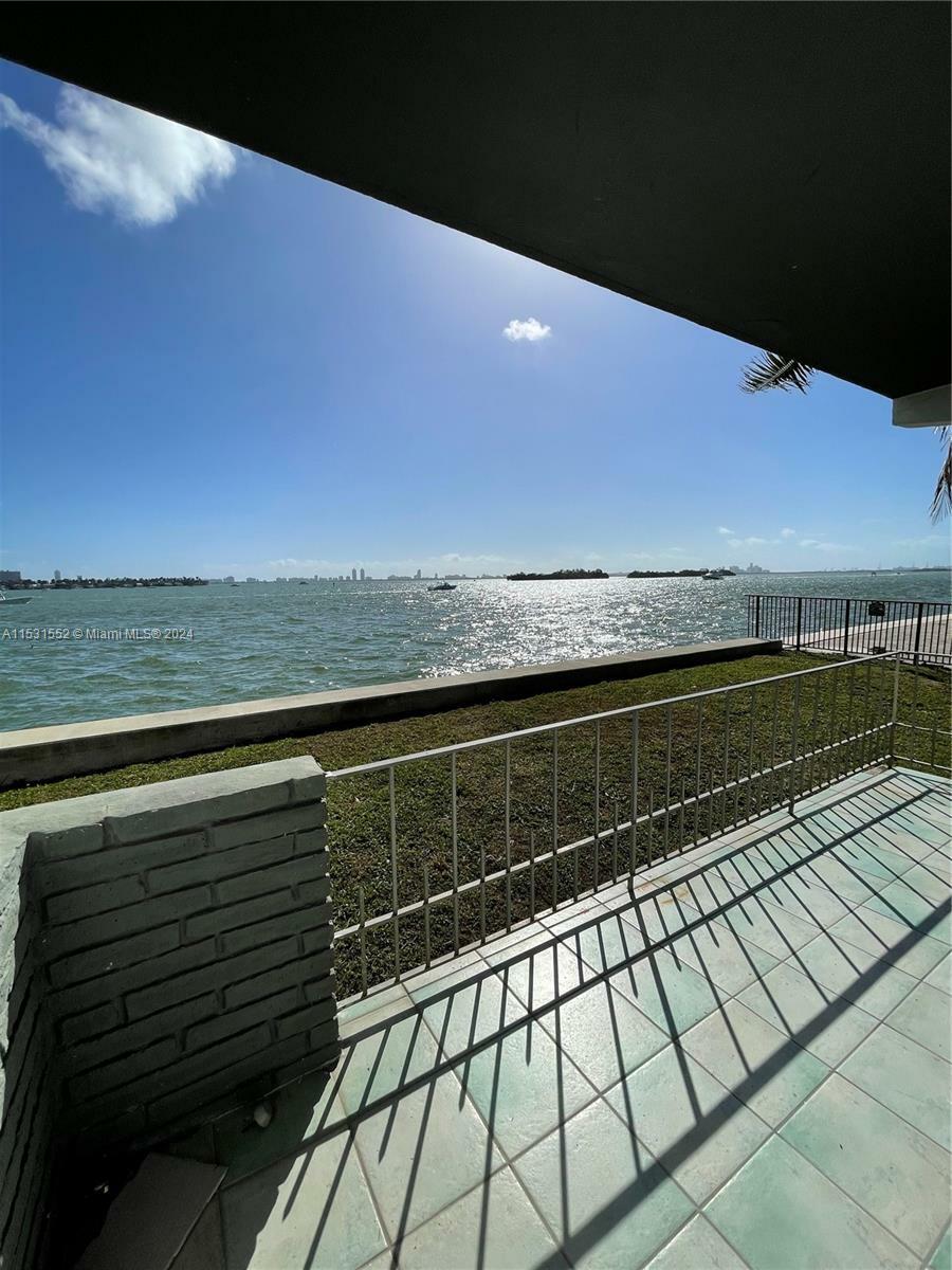 Property Photo:  7805 NE Bayshore Ct 4  FL 33138 