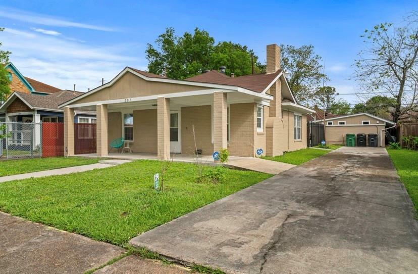 Property Photo:  5217 Claremont Street  TX 77023 