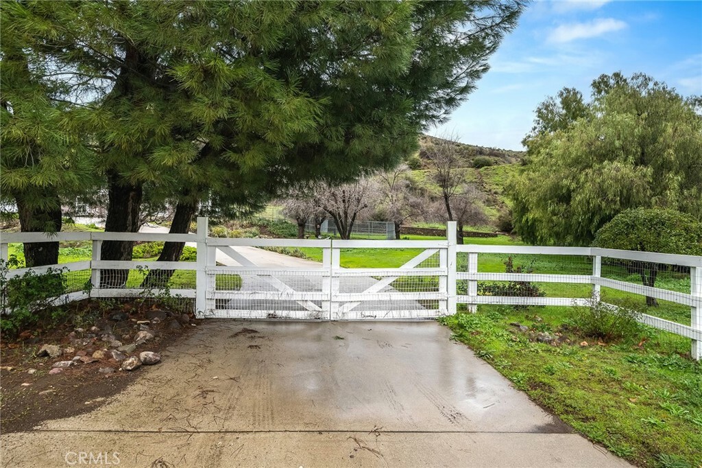 Property Photo:  31041 Lobo Canyon Road  CA 91301 