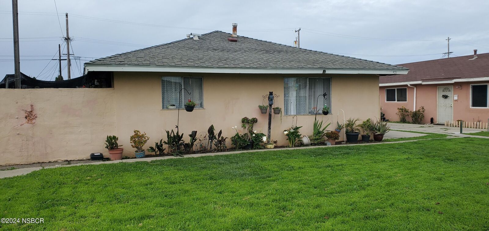 Property Photo:  421 N L Street A, B, C  CA 93436 