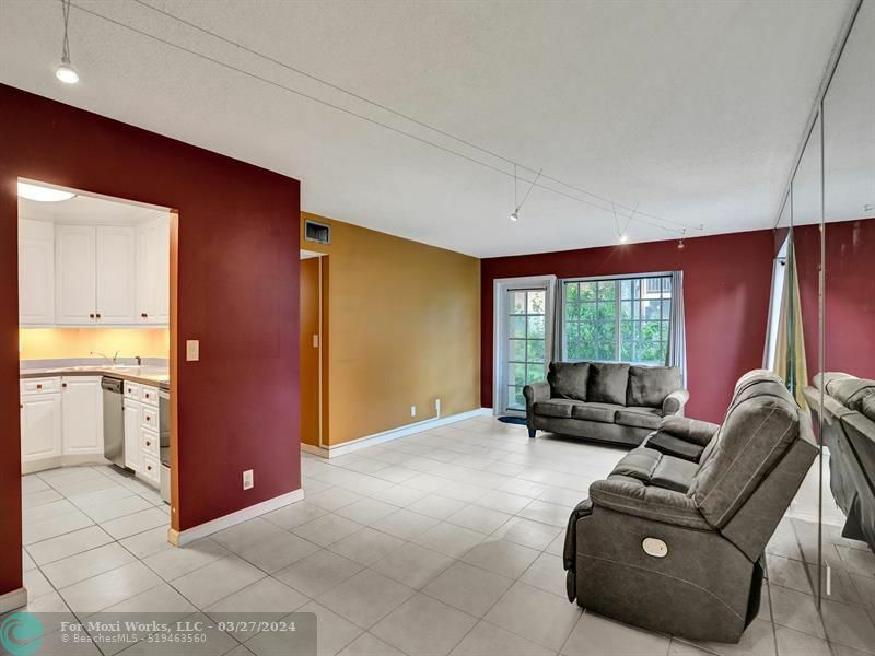 200 NE 19th Ct 110M  Wilton Manors FL 33305 photo