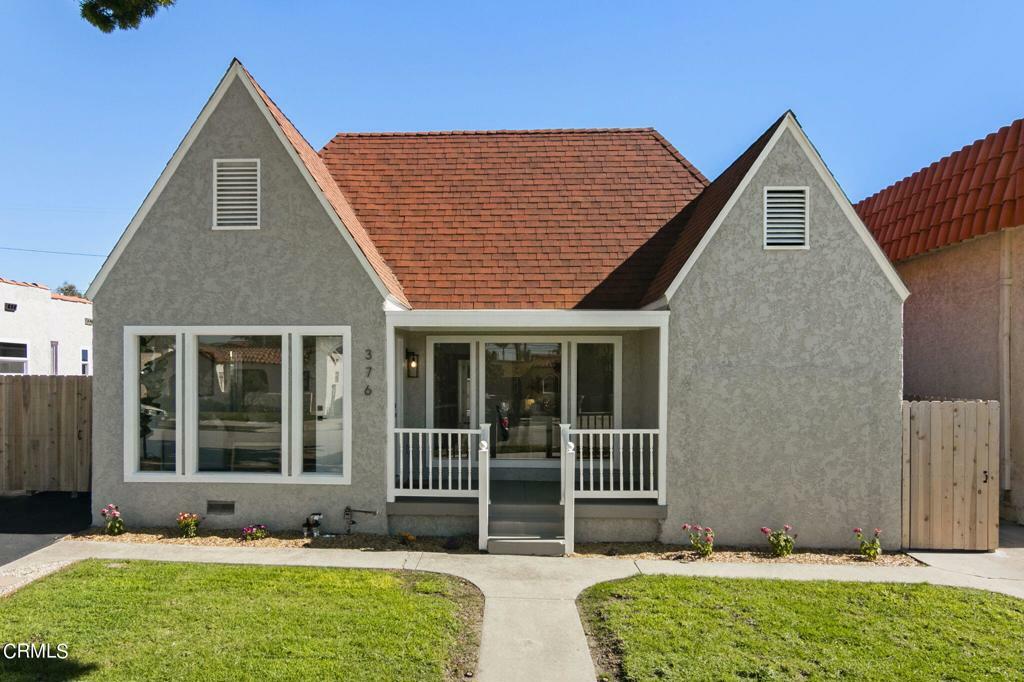 Property Photo:  376 San Clemente Street  CA 93001 