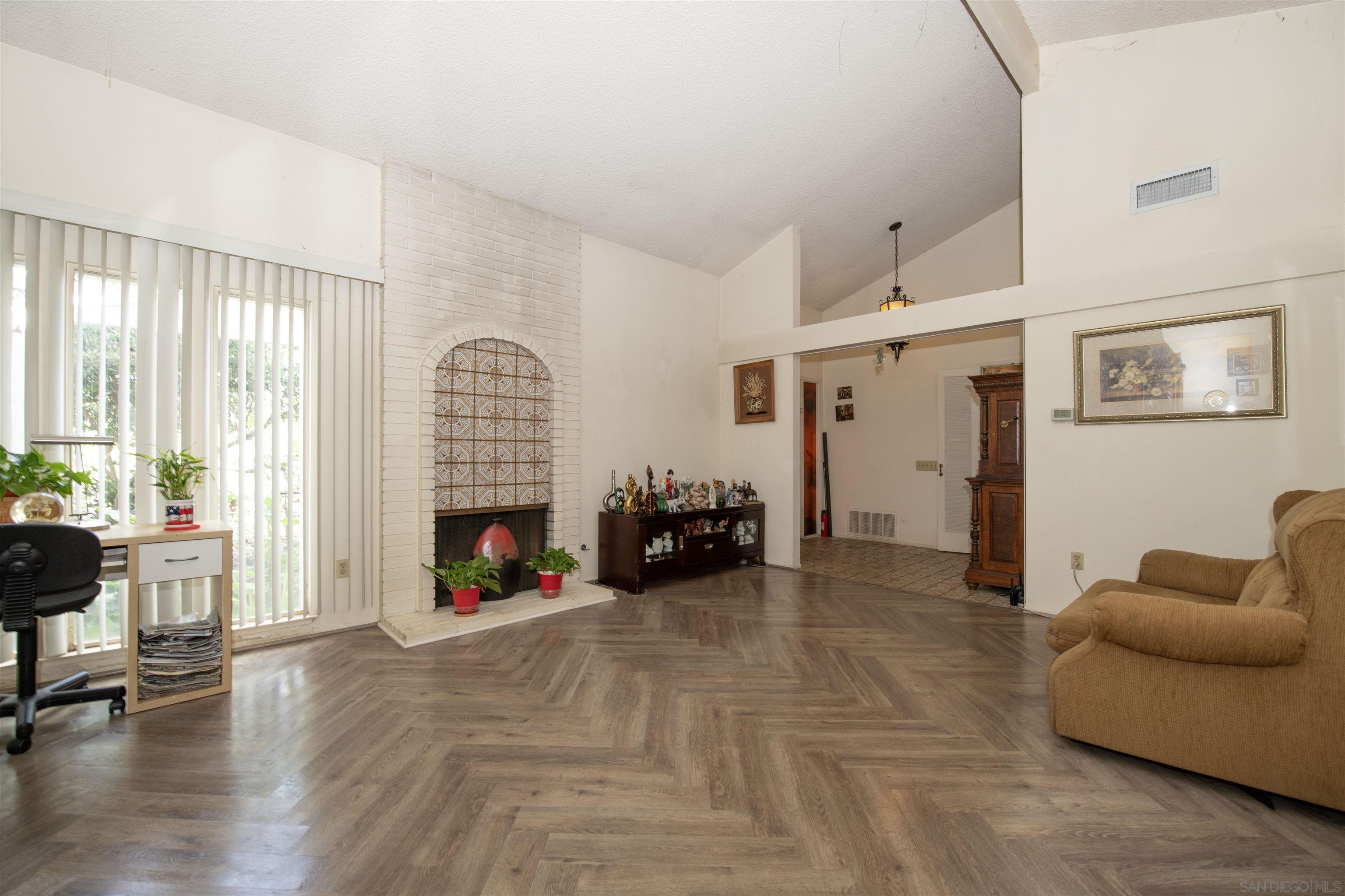 Property Photo: 12593 Lomica Dr CA 92128