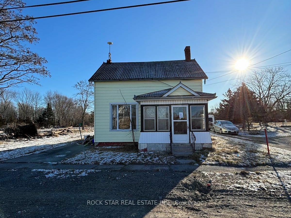 Property Photo:  72 Consecon Main St  ON K0K 1T0 