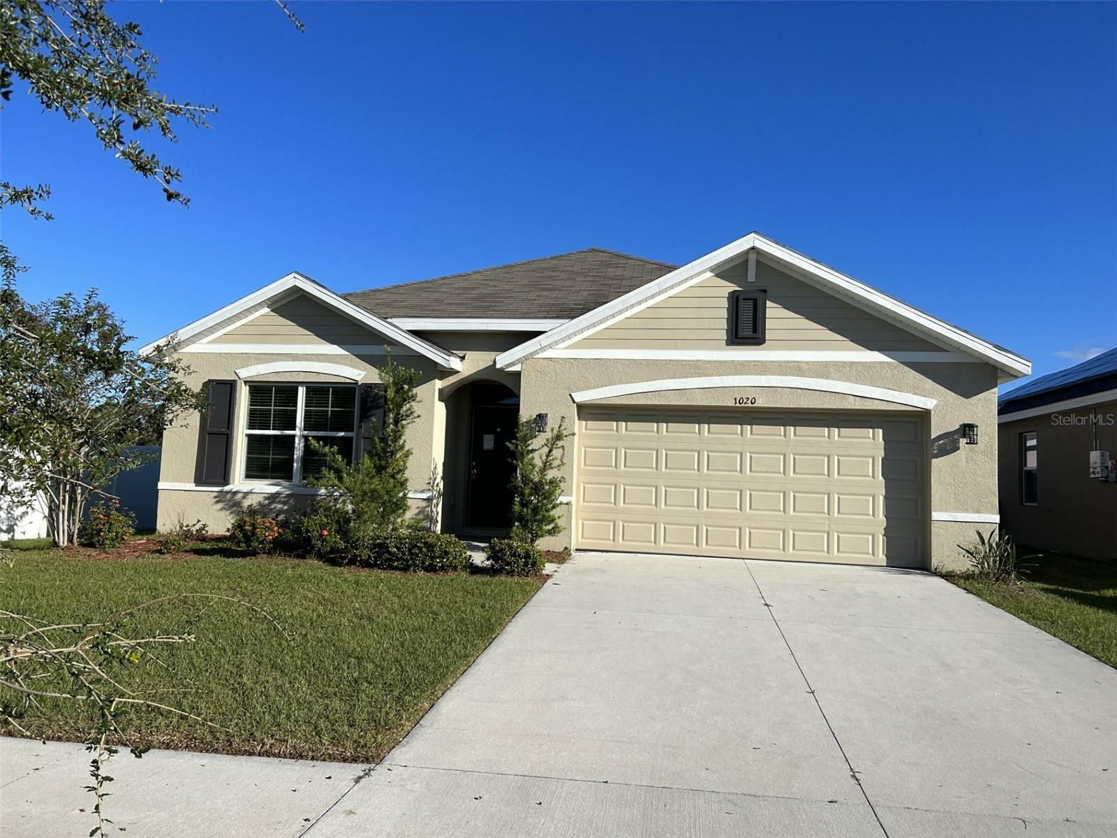 Property Photo: 10204 Golden Light Court FL 33578