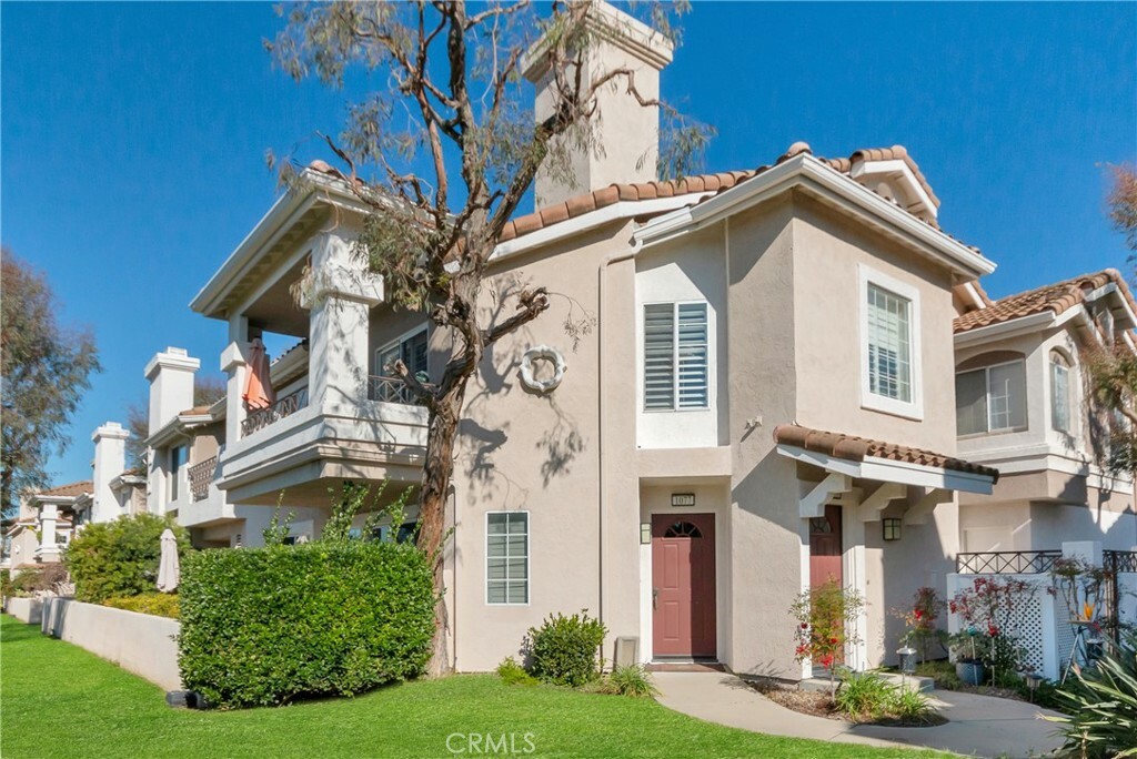 Property Photo:  1077 S Sundance Drive  CA 92808 