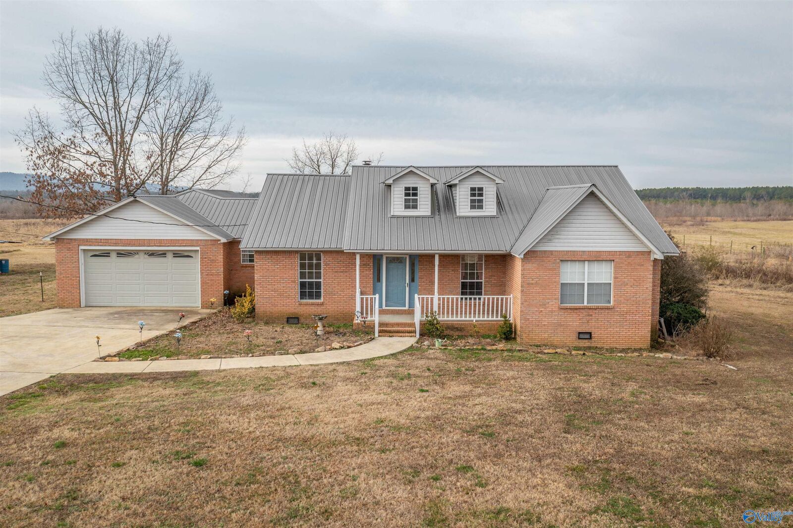 Property Photo:  1300 Duncan Farms Road  AL 35987 