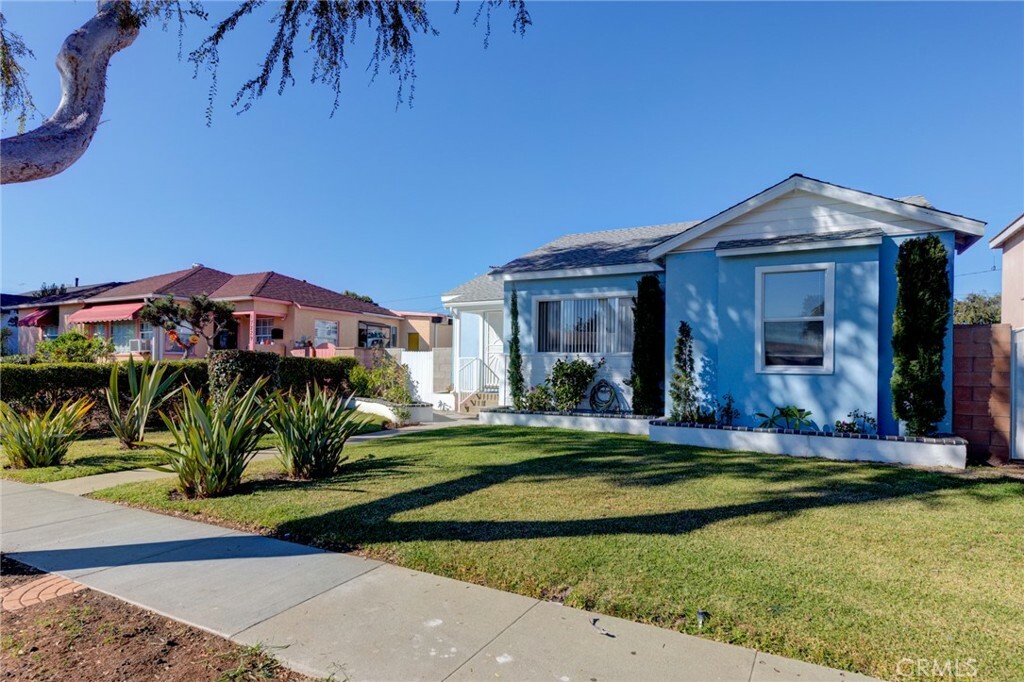 Property Photo:  17223 Casimir Avenue  CA 90504 