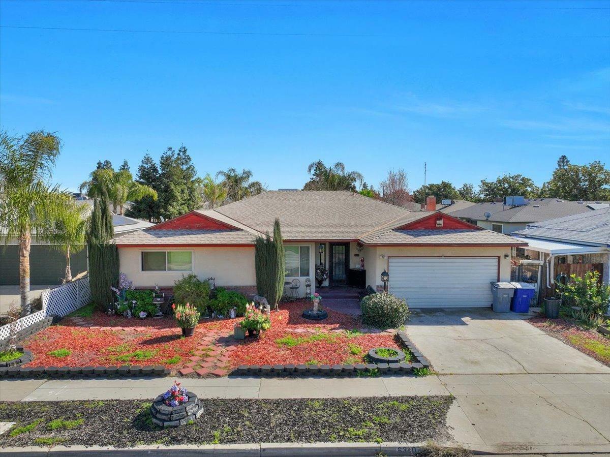 Property Photo:  6340 N 4 Th Street  CA 93710 