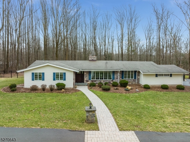 Property Photo: 100 Dreahook Rd NJ 08889